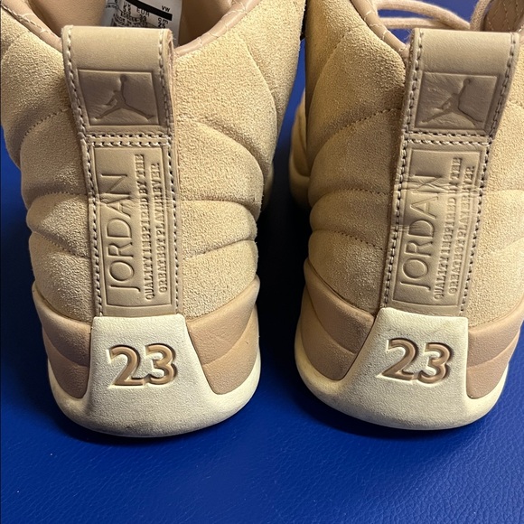 Jordan Kids Beige Sneakers - Picture 6 of 6